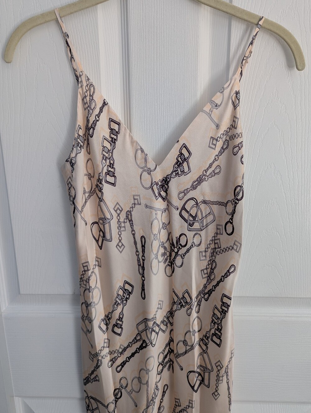 NWT L'AGENCE Pearl Multi Horse Bit Chain Print Jodie Dress | Slip Dress | Size 4 - Picture 4 of 10